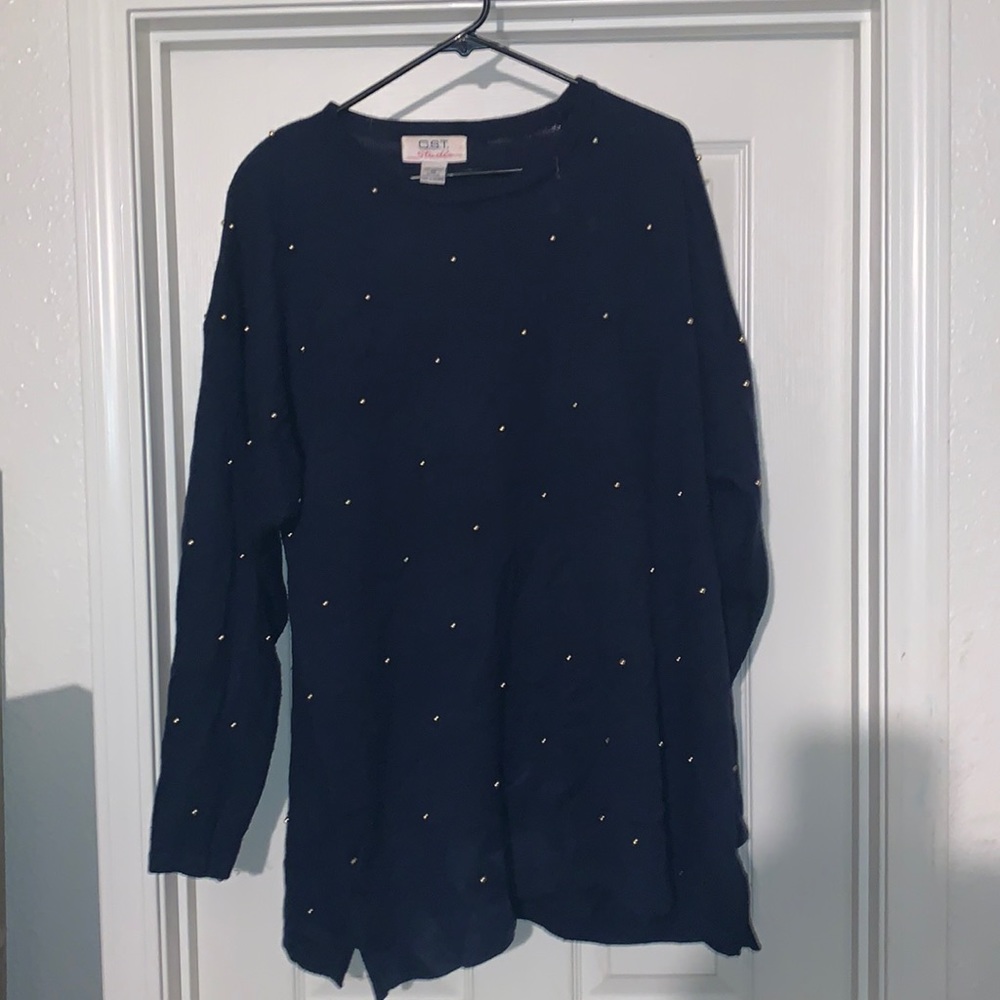 Vintage navy blue sweater.A-6